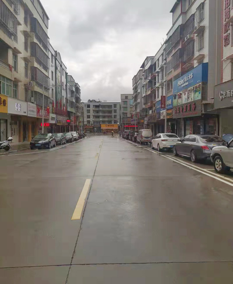 干凈整潔街道